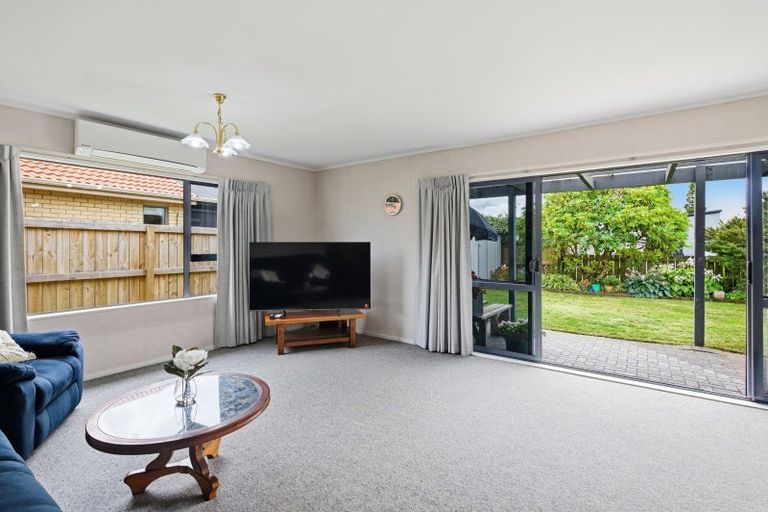 Photo of property in 9 Ashmore Place, Fairy Springs, Rotorua, 3015