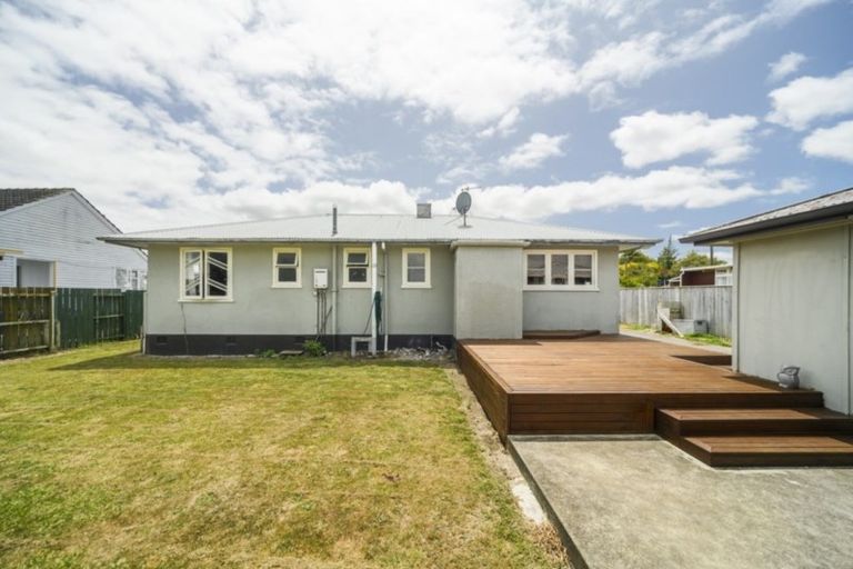 Photo of property in 8 Lambert Street, Marton, 4710