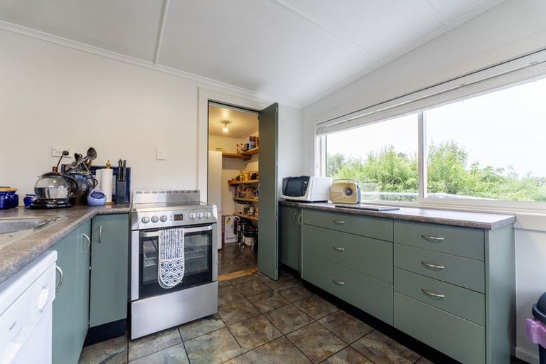 Photo of property in 8 London Street, Hampden, 9410