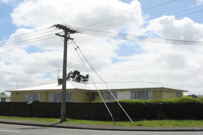 Photo of property in 1 Punga Road, Whenuapai, Auckland, 0618