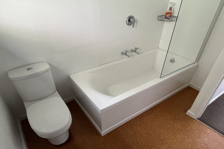 Photo of property in 127b Makara Road, Karori, Wellington, 6012