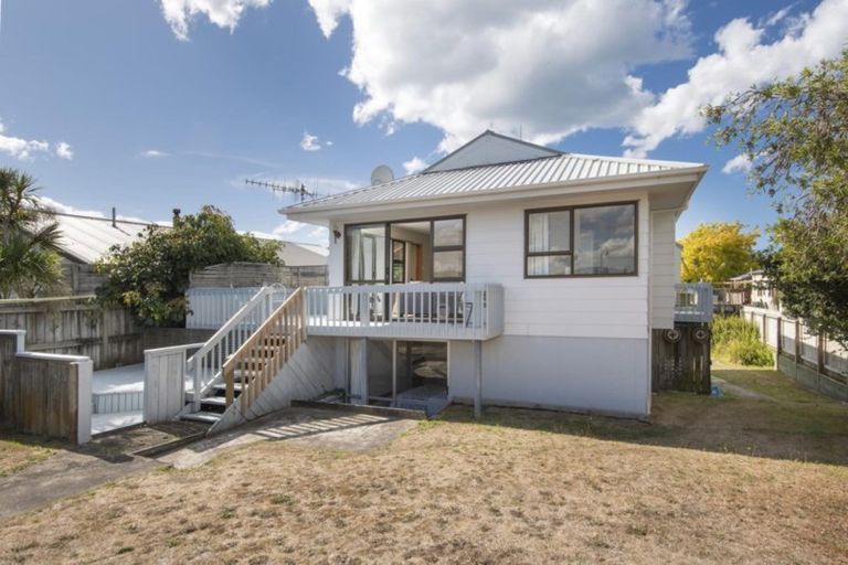 Photo of property in 12b Simpson Road, Papamoa Beach, Papamoa, 3118