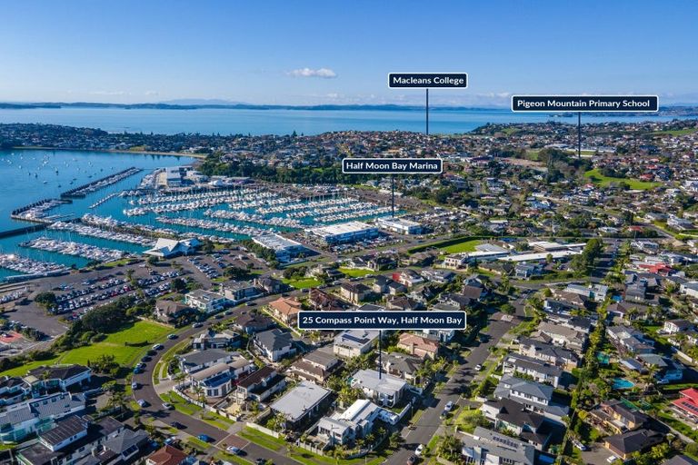 Photo of property in 25 Compass Way, Half Moon Bay, Auckland, 2012