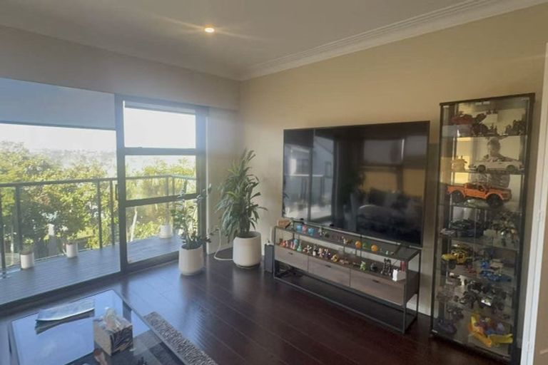 Photo of property in 2/18 Stanley Avenue, Milford, Auckland, 0620