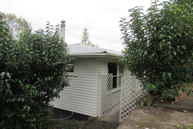 Photo of property in 35 Parker Avenue, New Lynn, Auckland, 0600