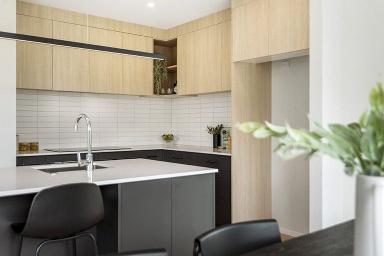 Photo of property in 32 Swanson Road, Henderson, Auckland, 0610