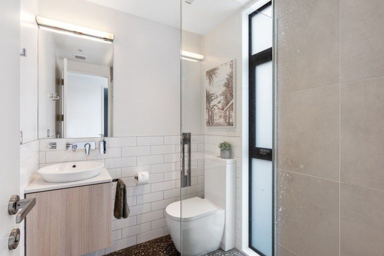 Photo of property in 48 Office Road, Merivale, Christchurch, 8014