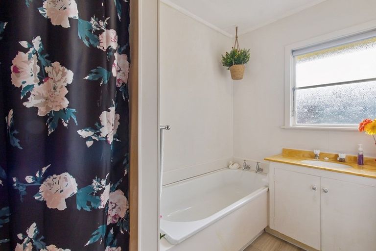 Photo of property in 2/75 Ranui Avenue, Waimataitai, Timaru, 7910