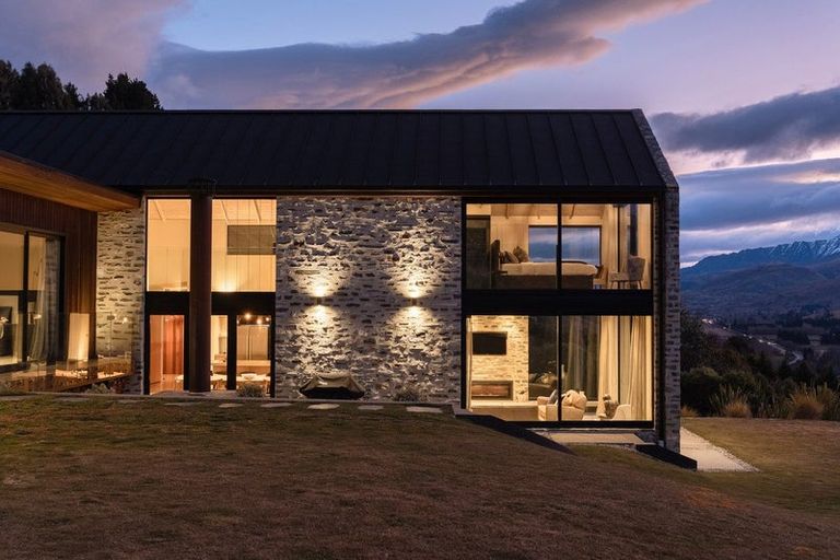 Photo of property in 66 Sicilian Lane, Lake Hayes, Queenstown, 9371