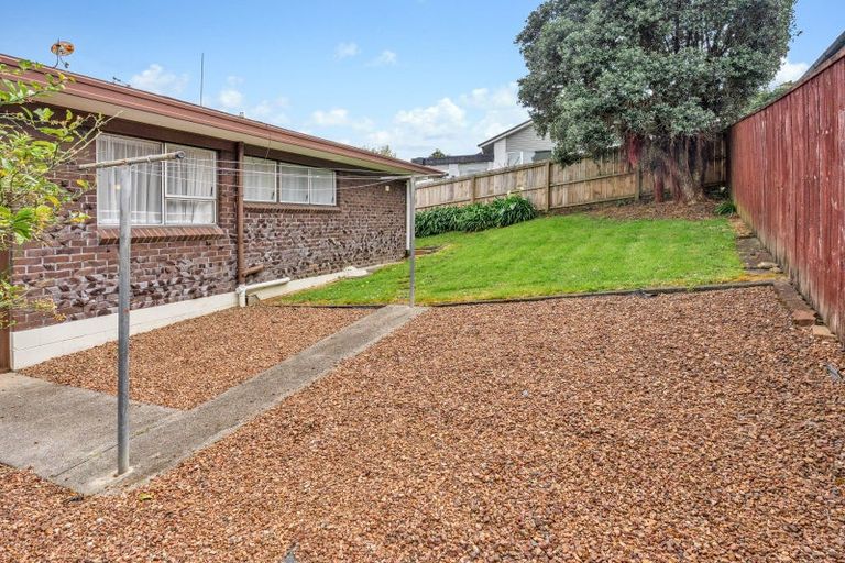 Photo of property in 2/1 Bramley Drive, Farm Cove, Auckland, 2012