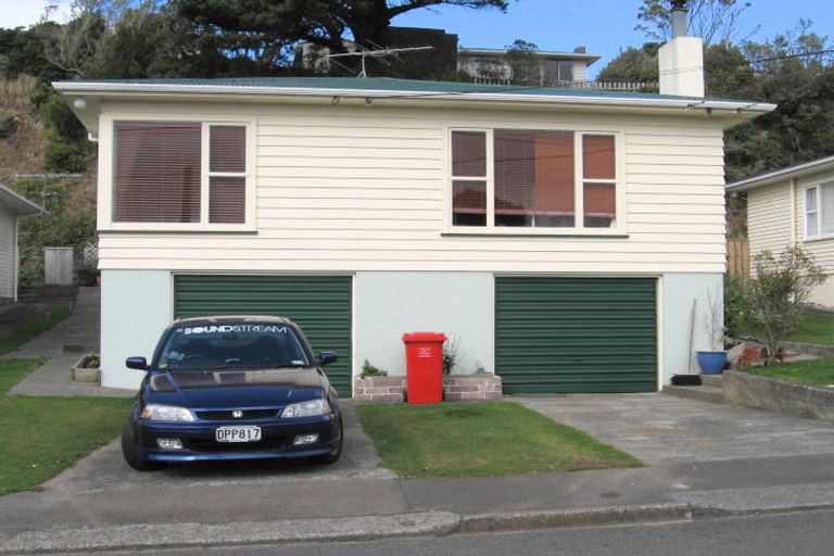 Photo of property in 29 Bancroft Terrace, Newlands, Wellington, 6037