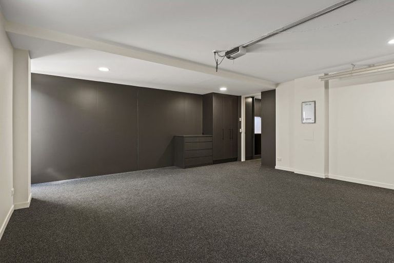 Photo of property in 22 Latimer Square, Christchurch Central, Christchurch, 8011