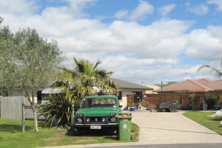Photo of property in 10 Andalusian Place, Papamoa Beach, Papamoa, 3118