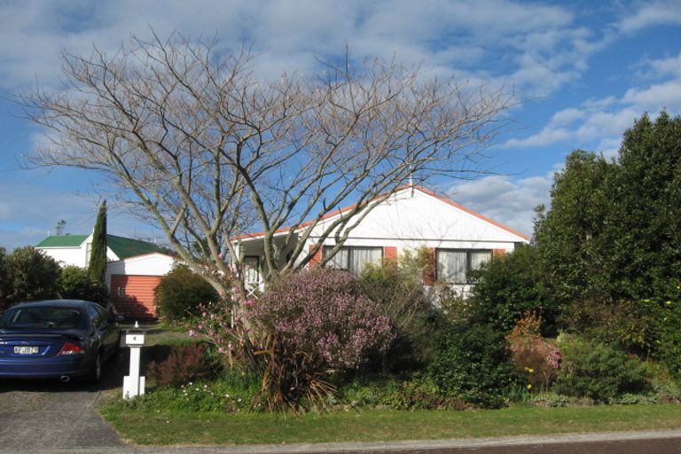 Photo of property in 4 Chestnut Grove, Tairua, 3508