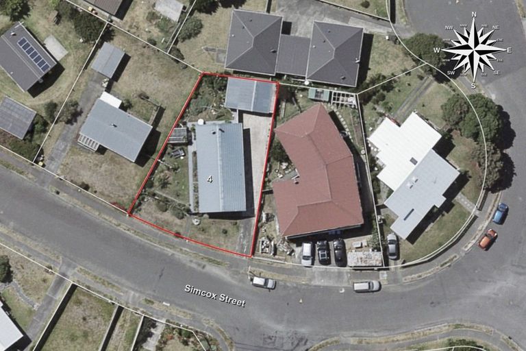 Photo of property in 4 Simcox Street, Otaki Beach, Otaki, 5512