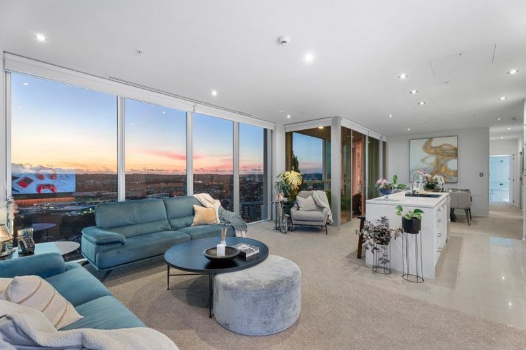 Photo of property in Sentinel Apartments, 1903/3 Northcroft Street, Takapuna, Auckland, 0622