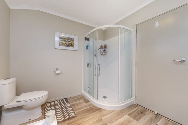 Photo of property in 12 Poplar Grove, Feilding, 4702