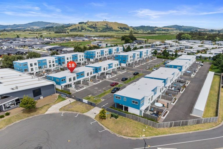 Photo of property in 31 Reynolds Place, Papamoa Beach, Papamoa, 3118