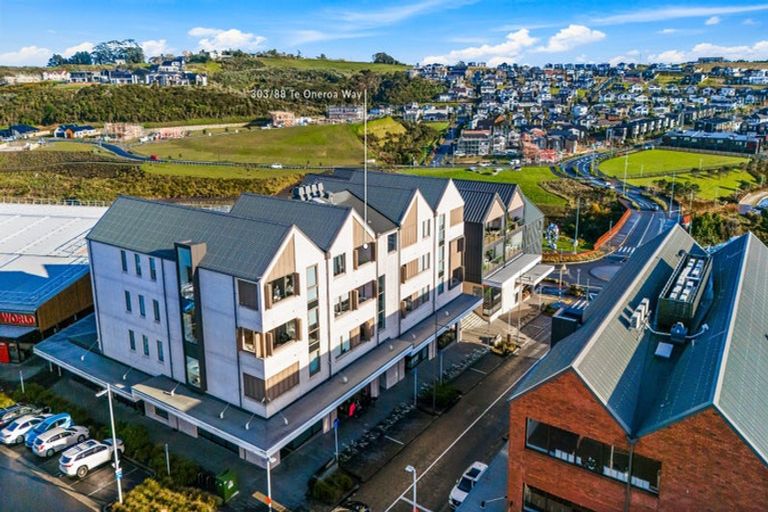 Photo of property in 303/167 Glenvar Ridge Road, Long Bay, Auckland, 0630
