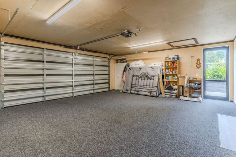 Photo of property in 10 Trudi Place, Green Island, Dunedin, 9018