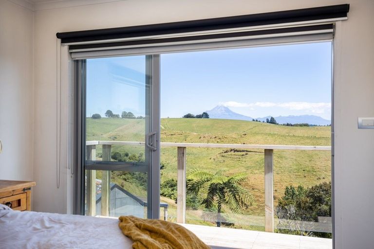 Photo of property in 794 Otaraoa Road, Tikorangi, Waitara, 4383