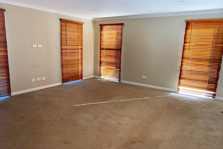 Photo of property in 8 Sutherland Court, Flagstaff, Hamilton, 3210