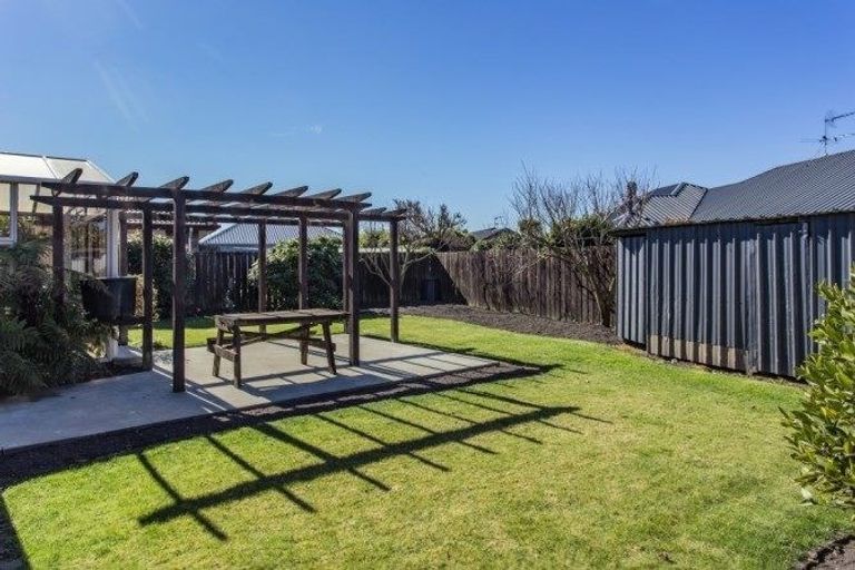 Photo of property in 14 Regent Avenue, Rangiora, 7400
