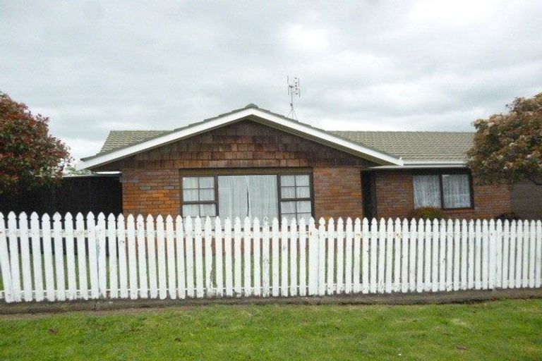 Photo of property in 1/50 Wellington Street, Howick, Auckland, 2014