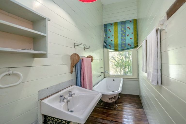 Photo of property in 119 Main Street, Greytown, 5712