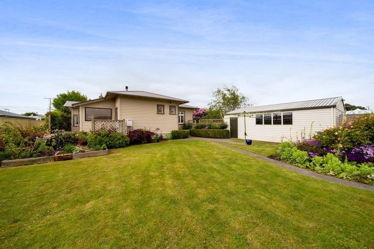 Photo of property in 7 Disraeli Street, Hawera, 4610