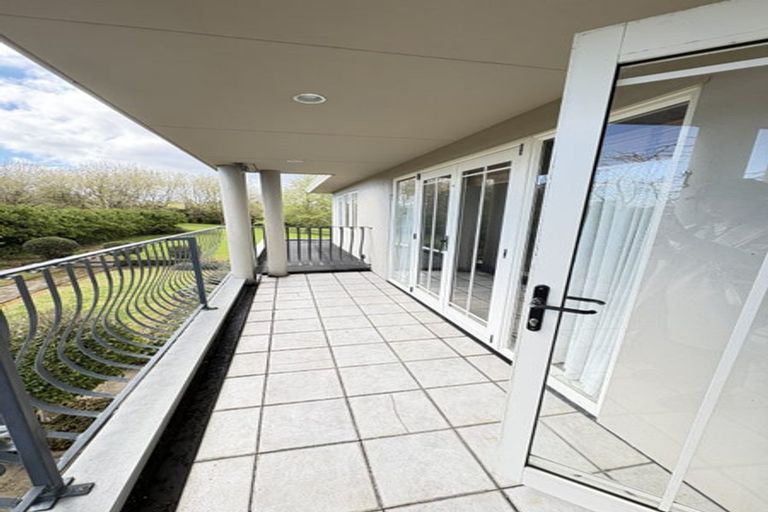 Photo of property in 246 State Highway 16, Kumeu, 0892