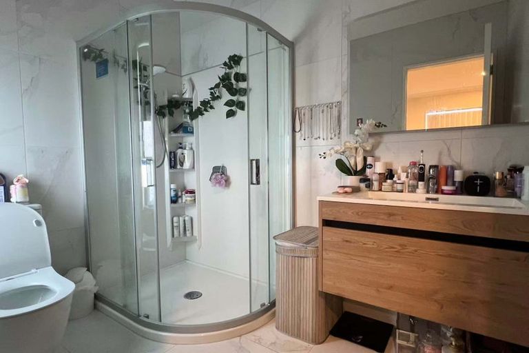 Photo of property in 40 Kotuitui Drive, Wainui, 0992