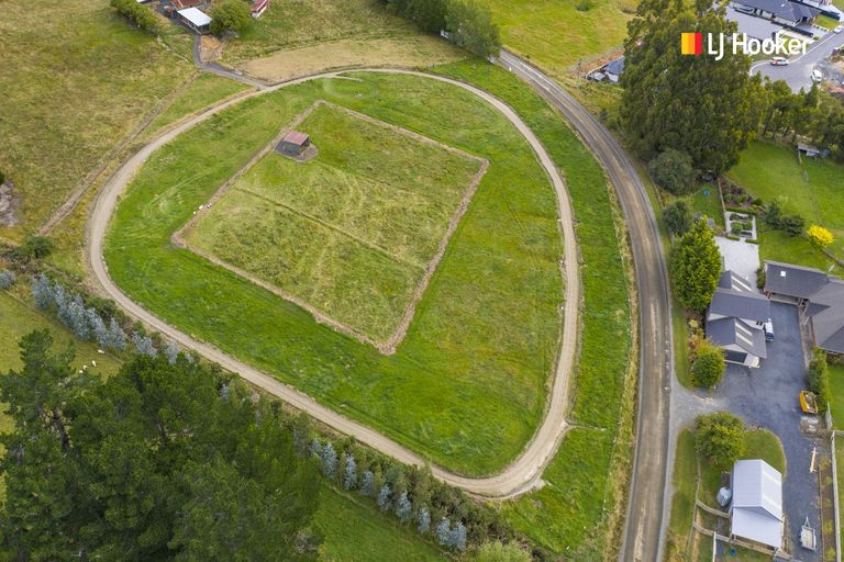 Photo of property in 44 Mcmeakin Road, Abbotsford, Dunedin, 9018