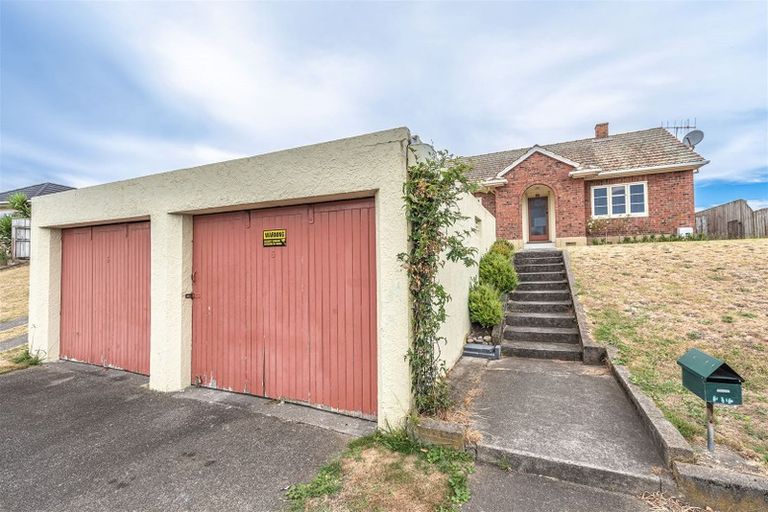 Photo of property in 63 Selwyn Crescent, College Estate, Whanganui, 4500