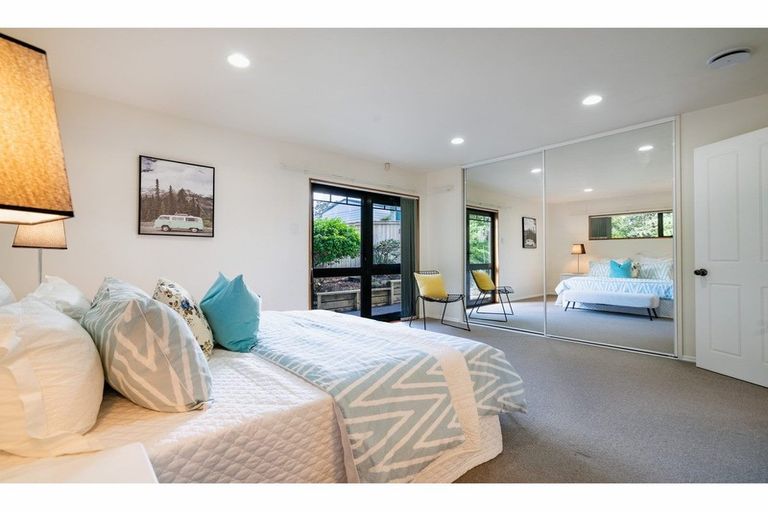 Photo of property in 208b Glengarry Road, Glen Eden, Auckland, 0602