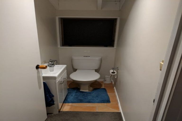 Photo of property in 2/28 Walter Street, Hauraki, Auckland, 0622