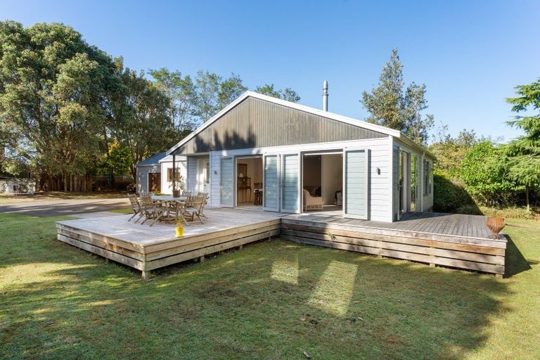 Photo of property in 7 Pickwick Road, Otamatea, Whanganui, 4571