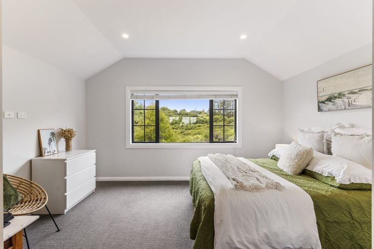 Photo of property in 1 Jack Barry Road, Waitoki, Albany, 0794