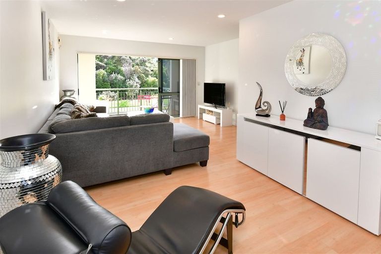 Photo of property in 30 Waterside Crescent, Gulf Harbour, Whangaparaoa, 0930