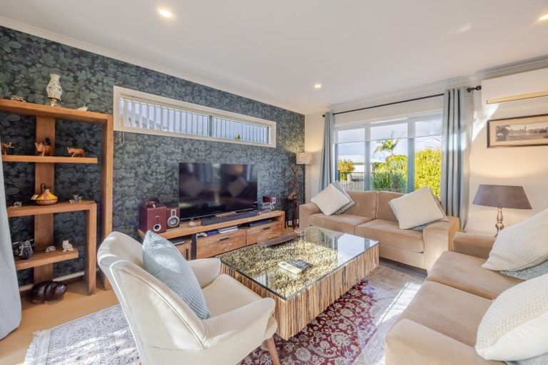 Photo of property in 7 Gregory Grove, Clive, 4102