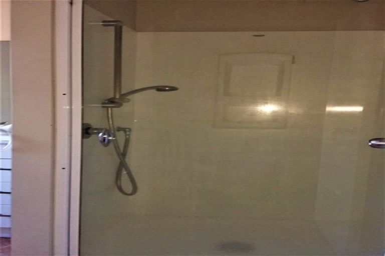 Photo of property in 53 Stratford Road, Manurewa, Auckland, 2105