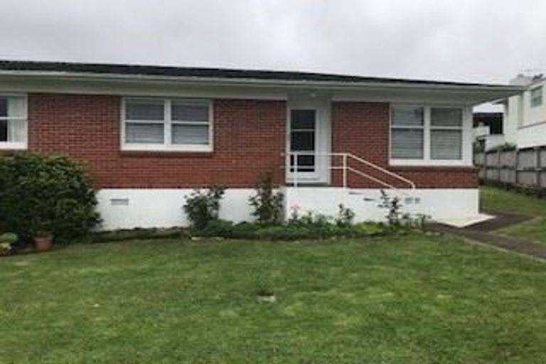 Photo of property in 6/19 Lake Pupuke Drive, Takapuna, Auckland, 0622