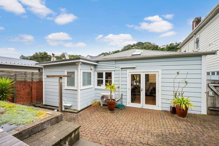 Photo of property in 237 Ohiro Road, Brooklyn, Wellington, 6021