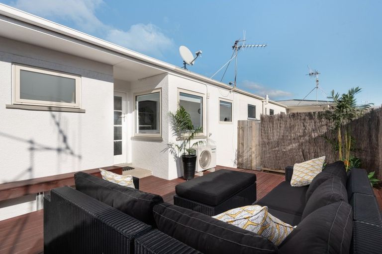 Photo of property in 5b Tay Street, Mount Maunganui, 3116