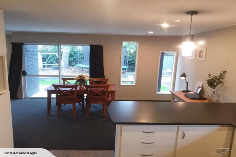 Photo of property in 17 Coates Place, Rangiora, 7400