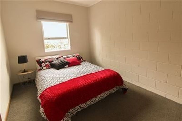 Photo of property in 2/37 Frankmoore Avenue, Johnsonville, Wellington, 6037