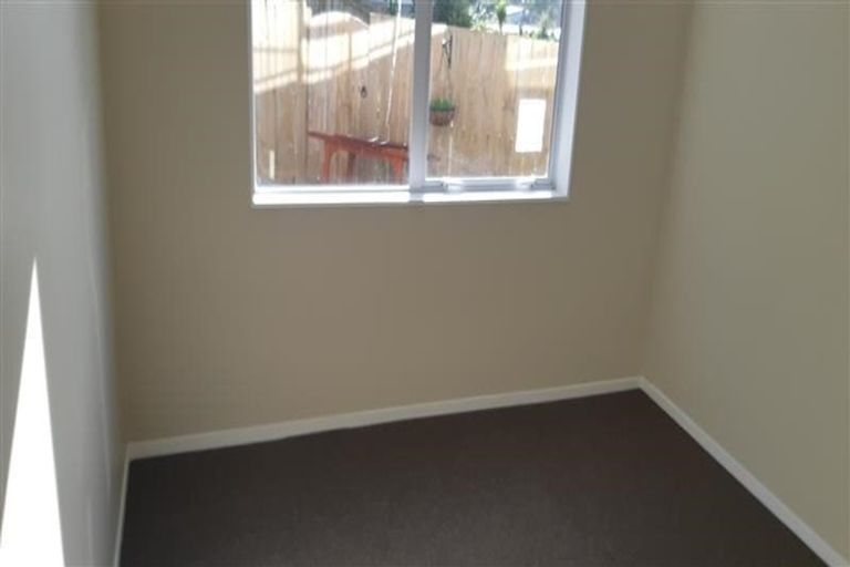 Photo of property in 553b East Coast Road, Browns Bay, Auckland, 0630
