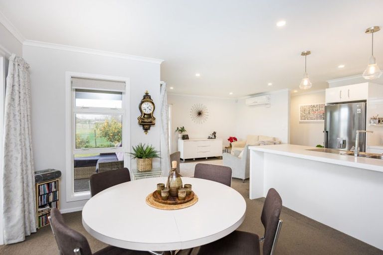 Photo of property in 18 Accolade Street, Maewa, Feilding, 4702