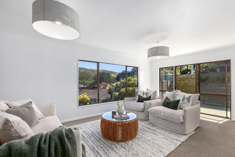 Photo of property in 46 David Crescent, Karori, Wellington, 6012