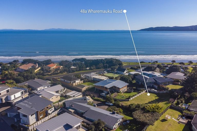 Photo of property in 48a Wharemauku Road, Raumati Beach, Paraparaumu, 5032